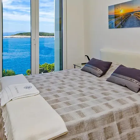 Madeleine Hvar Apartment