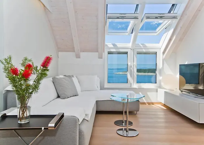 Madeleine Hvar Apartment