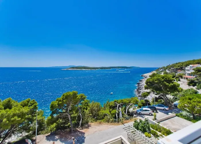 Madeleine Hvar Apartment *